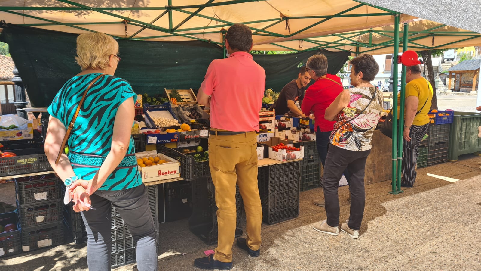 Fotos: El mercado de los jueves de Riello