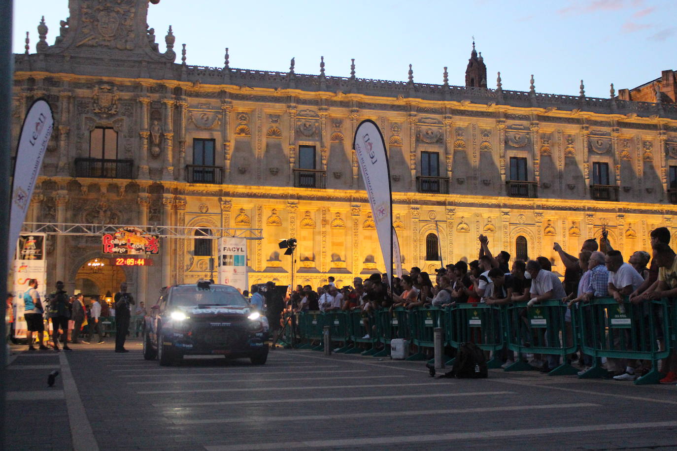 Fotos: Comienzan a rugir los motores en León