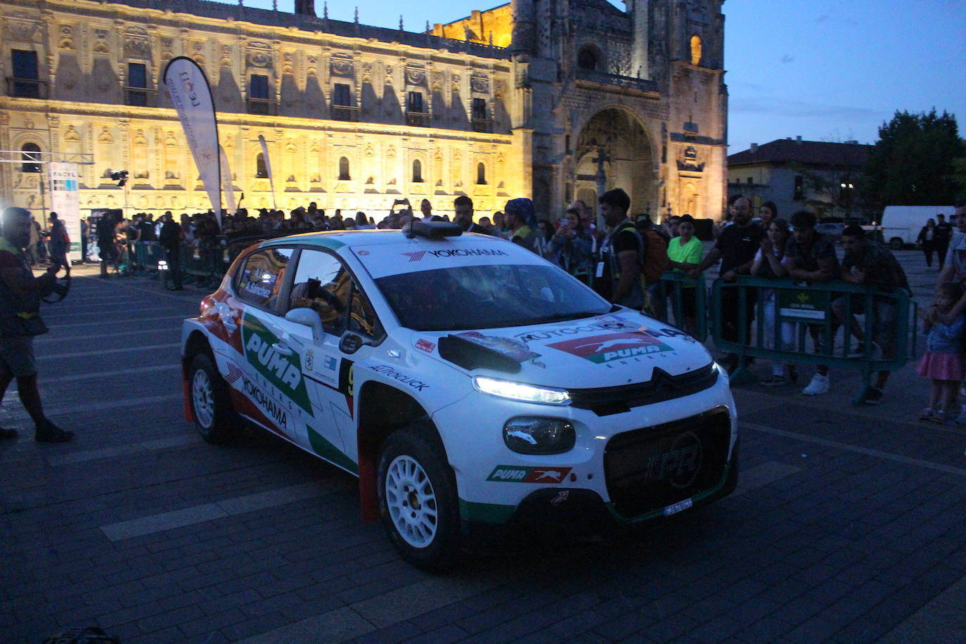 Fotos: Comienzan a rugir los motores en León