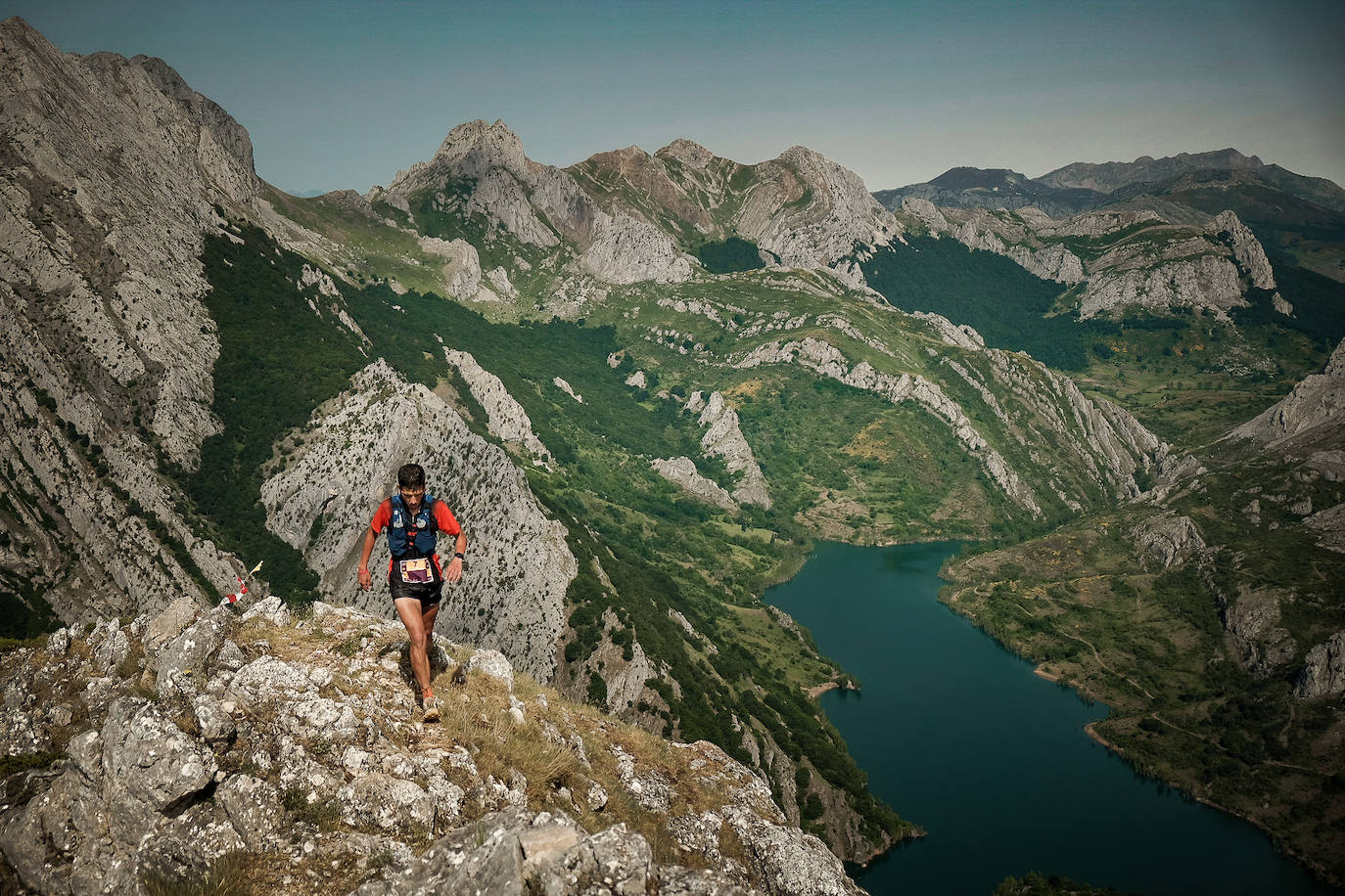Manole y Sadlo no dan opciones y certifican su triunfo en la Riaño Trail Run con el Gilbo de 'testigo'