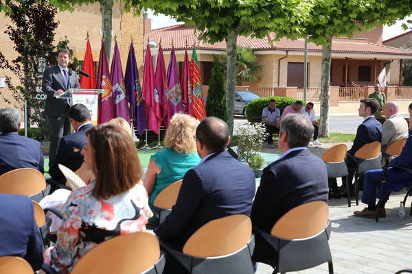 Presentación del Fondo de Cohesión de la Junta de Castilla y León en el municipio zamorano de Villalazán. 