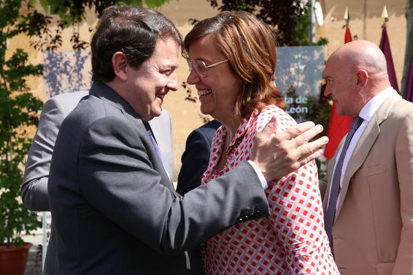Presentación del Fondo de Cohesión de la Junta de Castilla y León en el municipio zamorano de Villalazán. 
