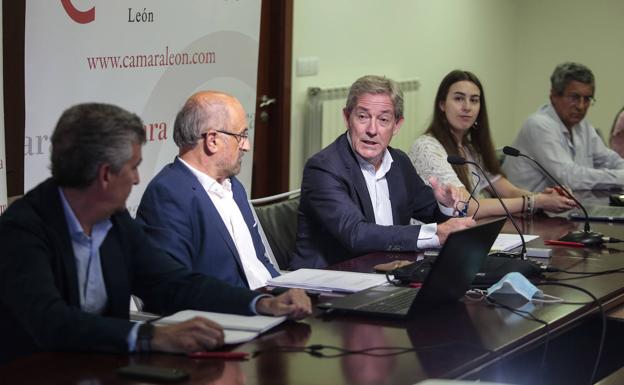 Imagen. Presentación del informe sobre comercio exterior de la provincia de León. 