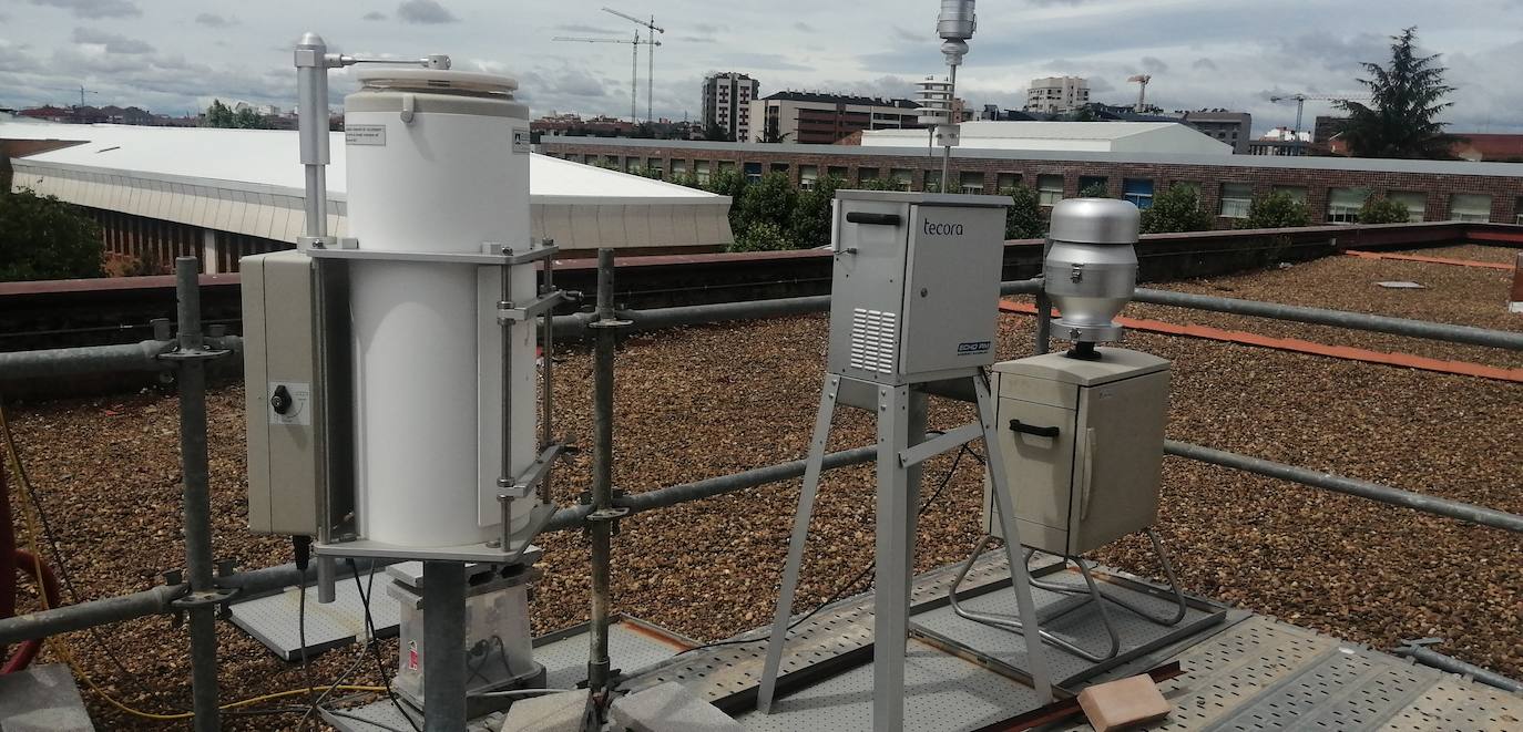 Algunos de los aparatos que miden el aire en la ULE