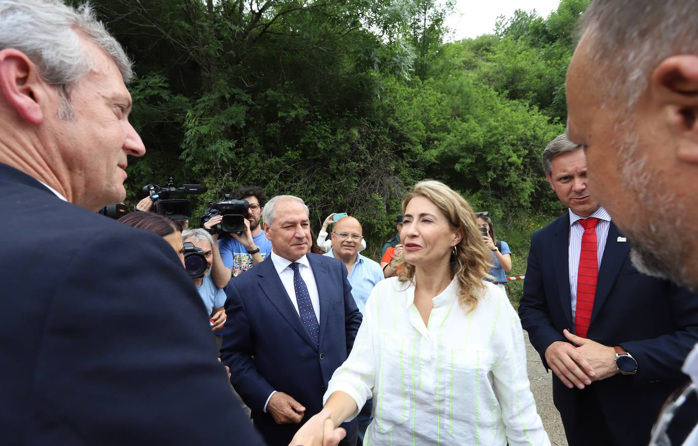 Fotos: Visita al viaducto caído en El Bierzo