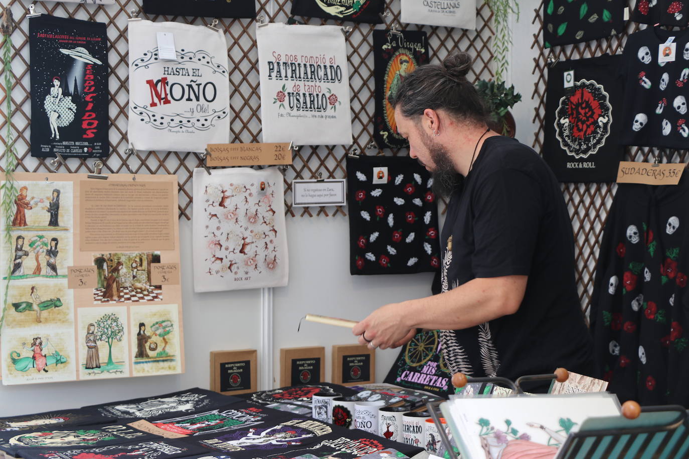 Fotos: Abre la Feria de Artesanía de León