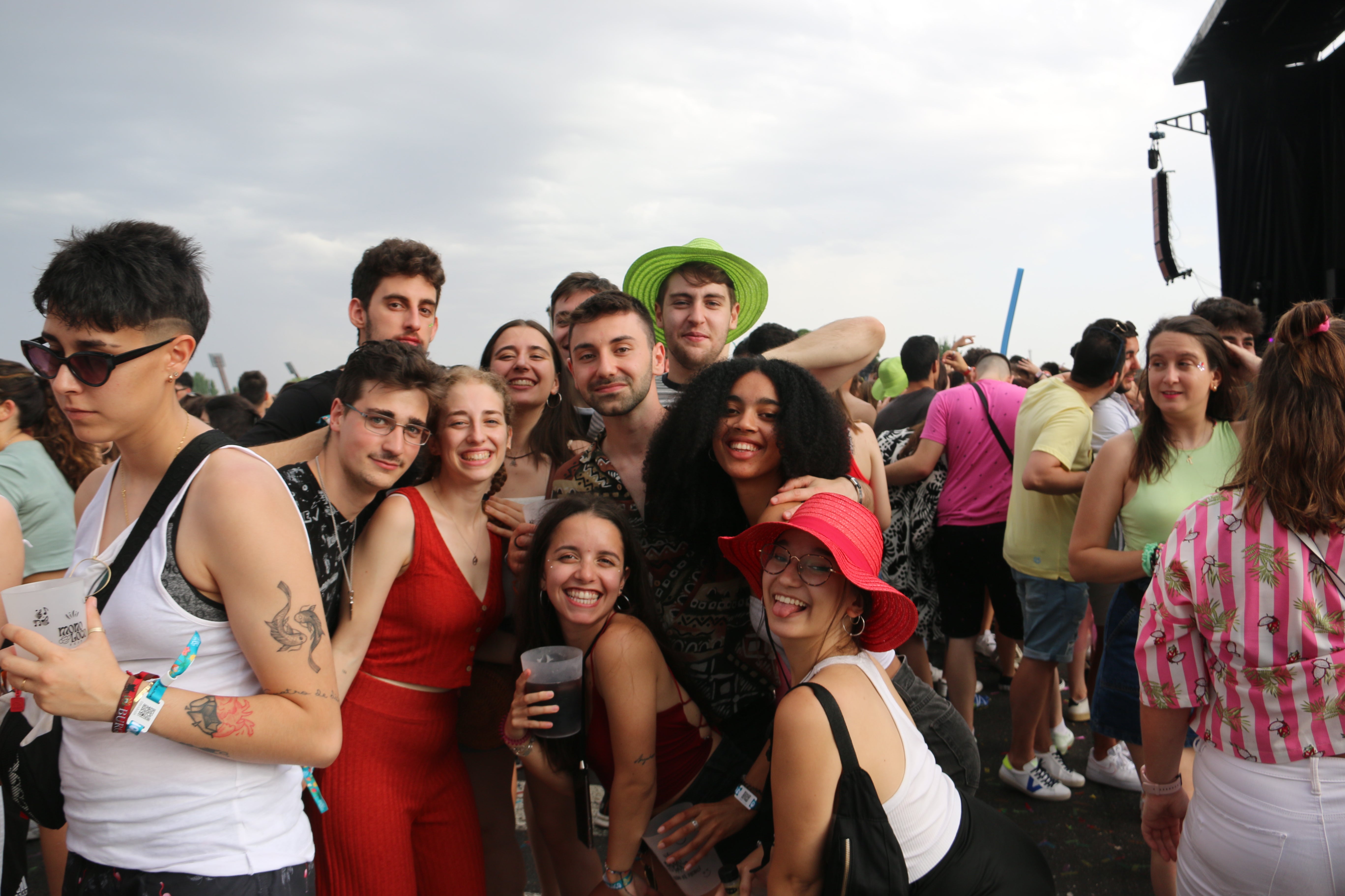 El Monoloco Fest acoge una segunda edición con casi 8.000 jóvenes congregados en el Palacio de exposiciones de León. 