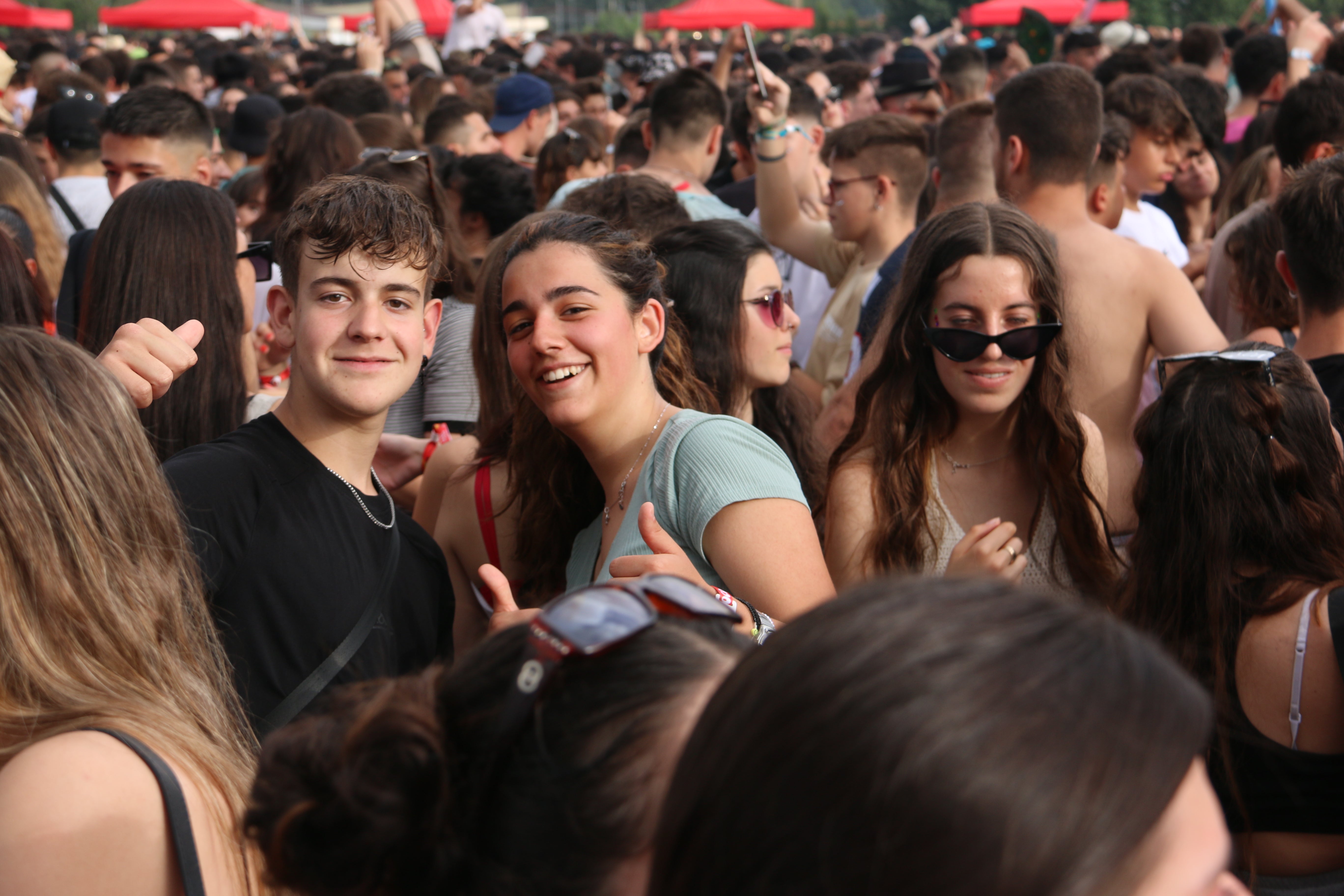 El Monoloco Fest acoge una segunda edición con casi 8.000 jóvenes congregados en el Palacio de exposiciones de León. 