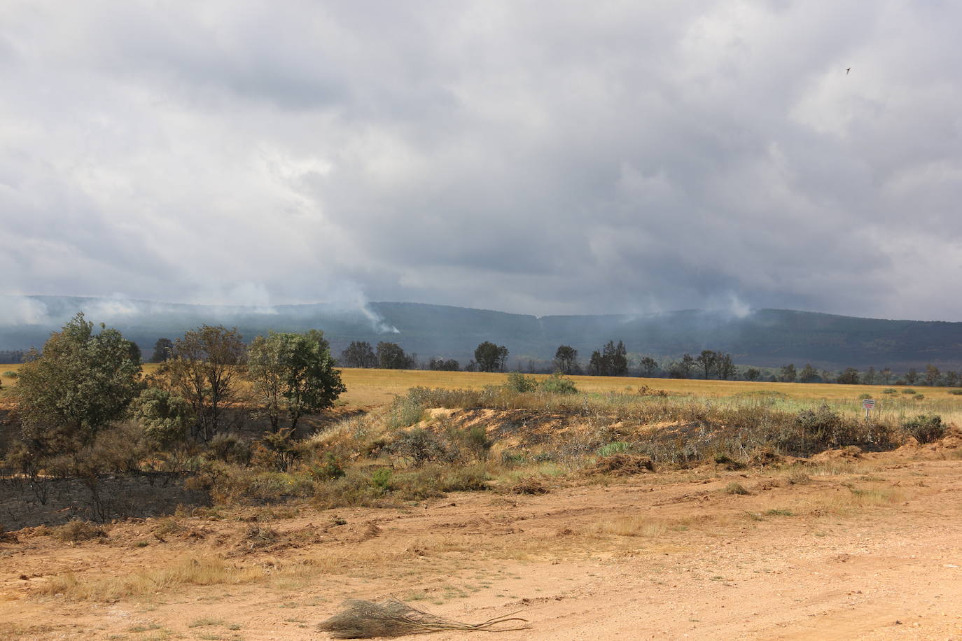 Fotos: El paisaje que deja el incendio de la Sierra de la Culebra