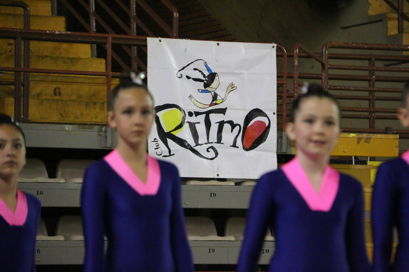 En torno a 150 gimnastas del club leonés se dan cita en el evento con el que se cierra el curso en el Palacio de los Deportes de León con exhibiciones y distintos ejercicios