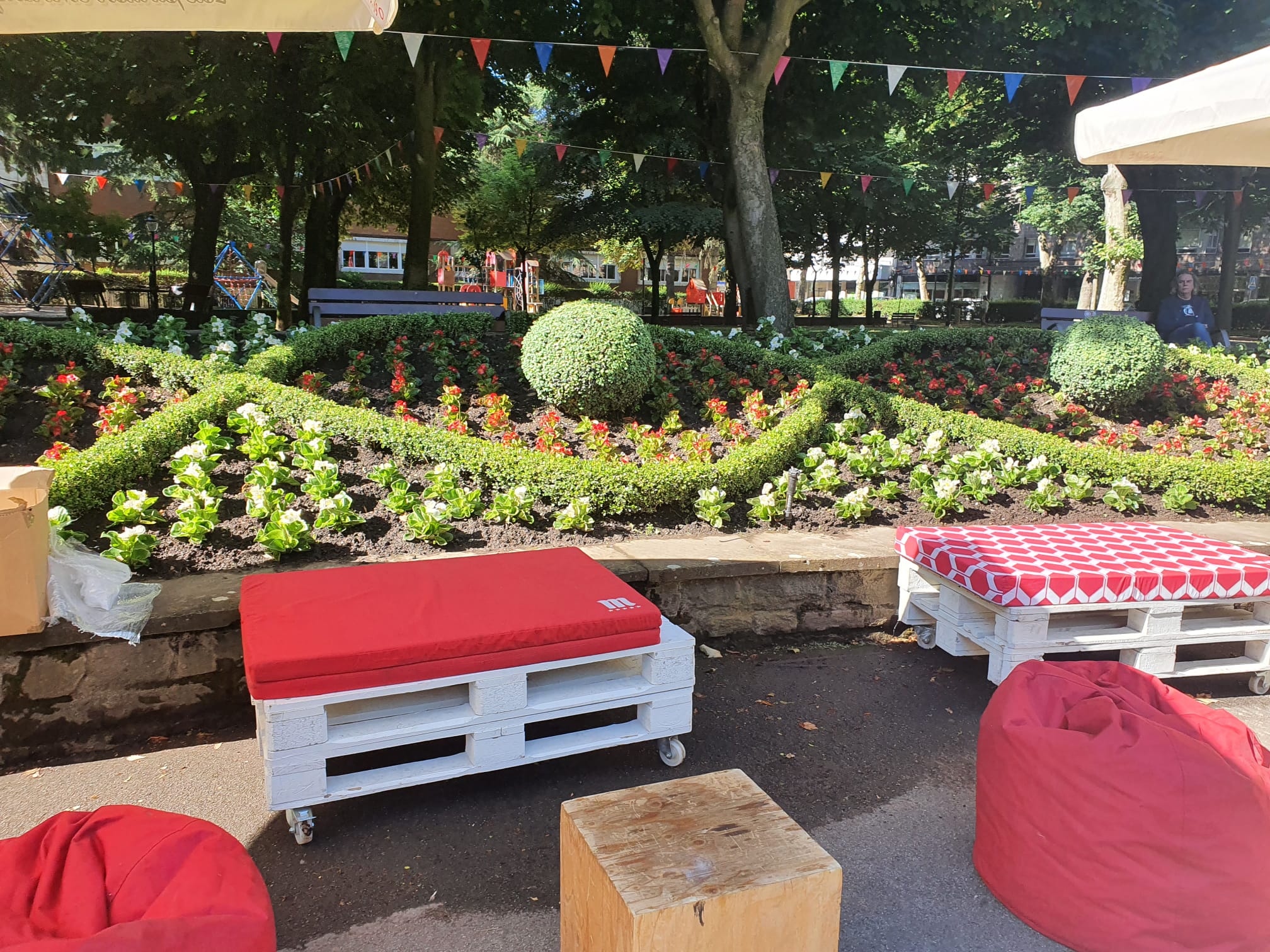Organizadores ultimando detalles ante de la inauguración del evento.