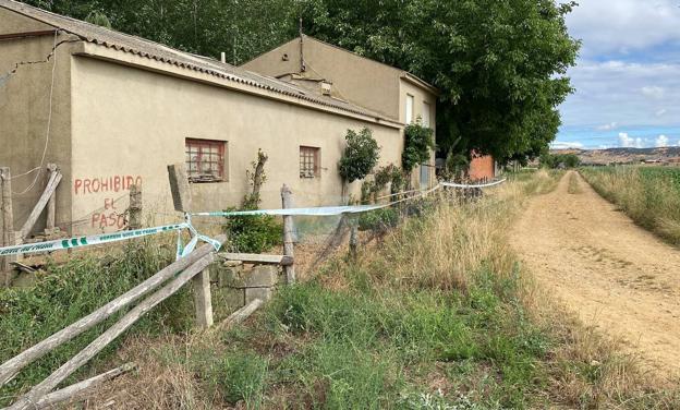 La casa en la zona de El Cacho, en Villagarcía de la Vega, donde ocurrieron los hechos esta pasada madrugada.