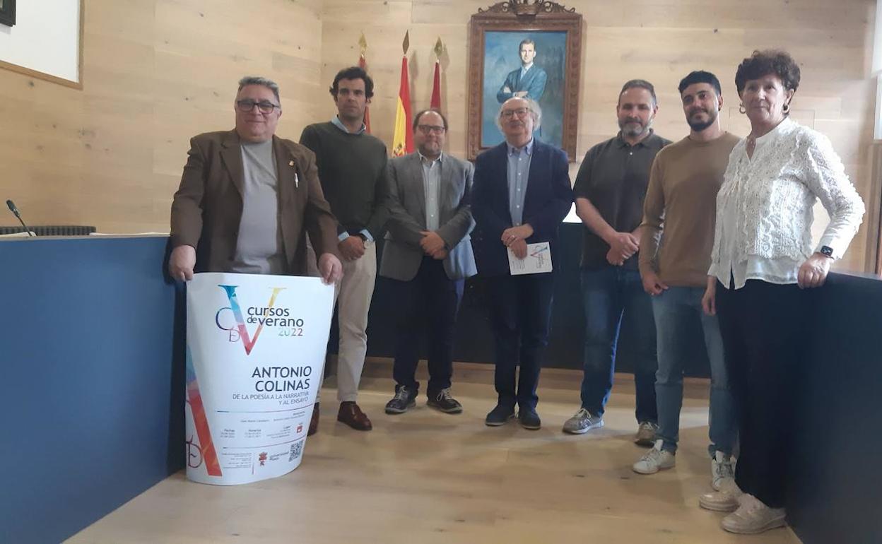 Presentación del curso de verano sobre Antonio Colinas en La Bañeza.