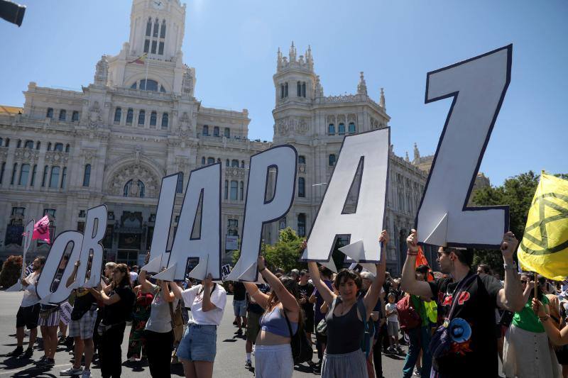 El grito de «OTAN, no. Bases, fuera» ya solo moviliza a unos cuantos clásicos.