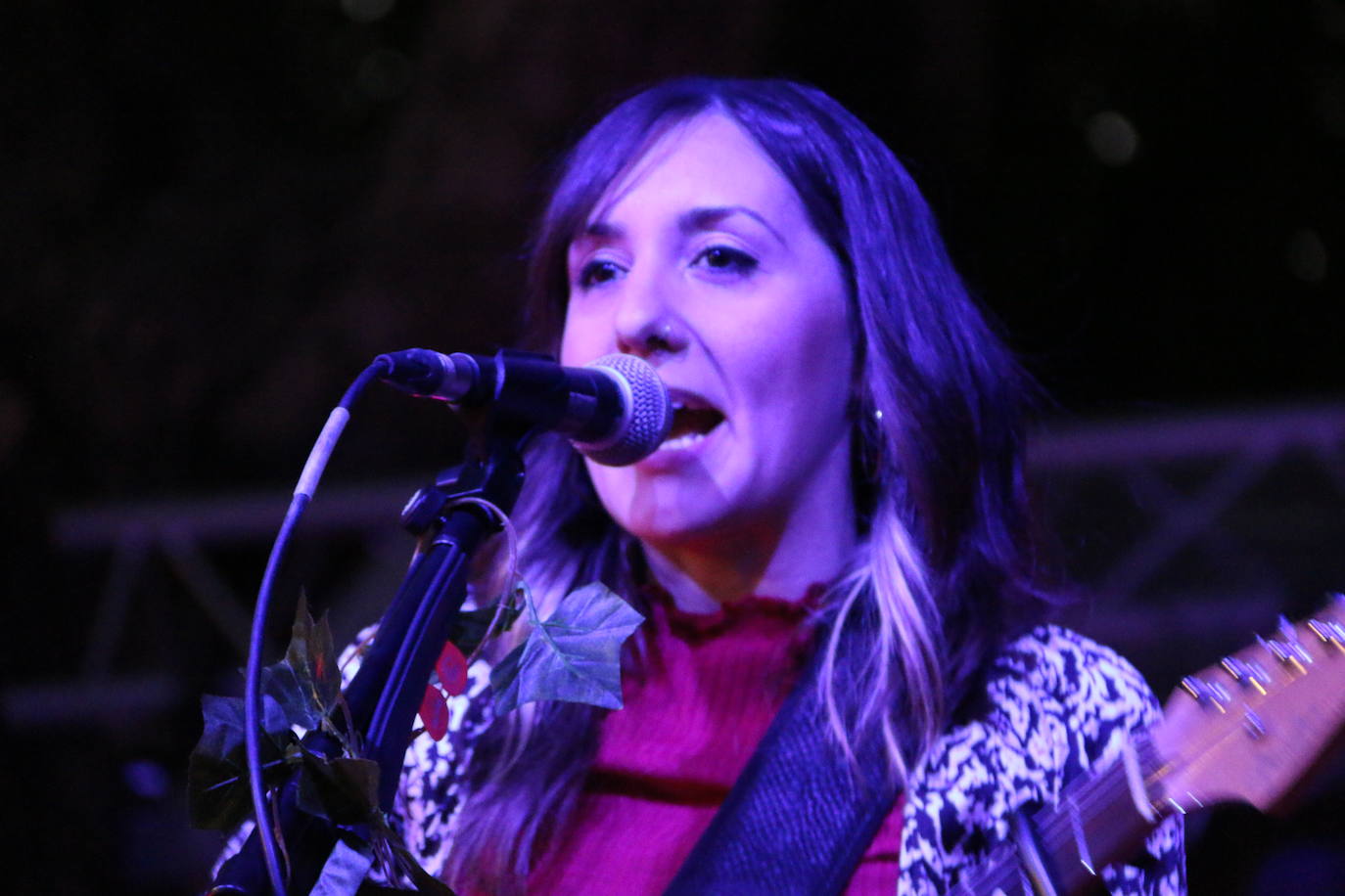 La leonesa Nadia Álvarez durante el concierto del Come y Calle enmarcado dentro de las fiestas de San Juan y San Pedro de León