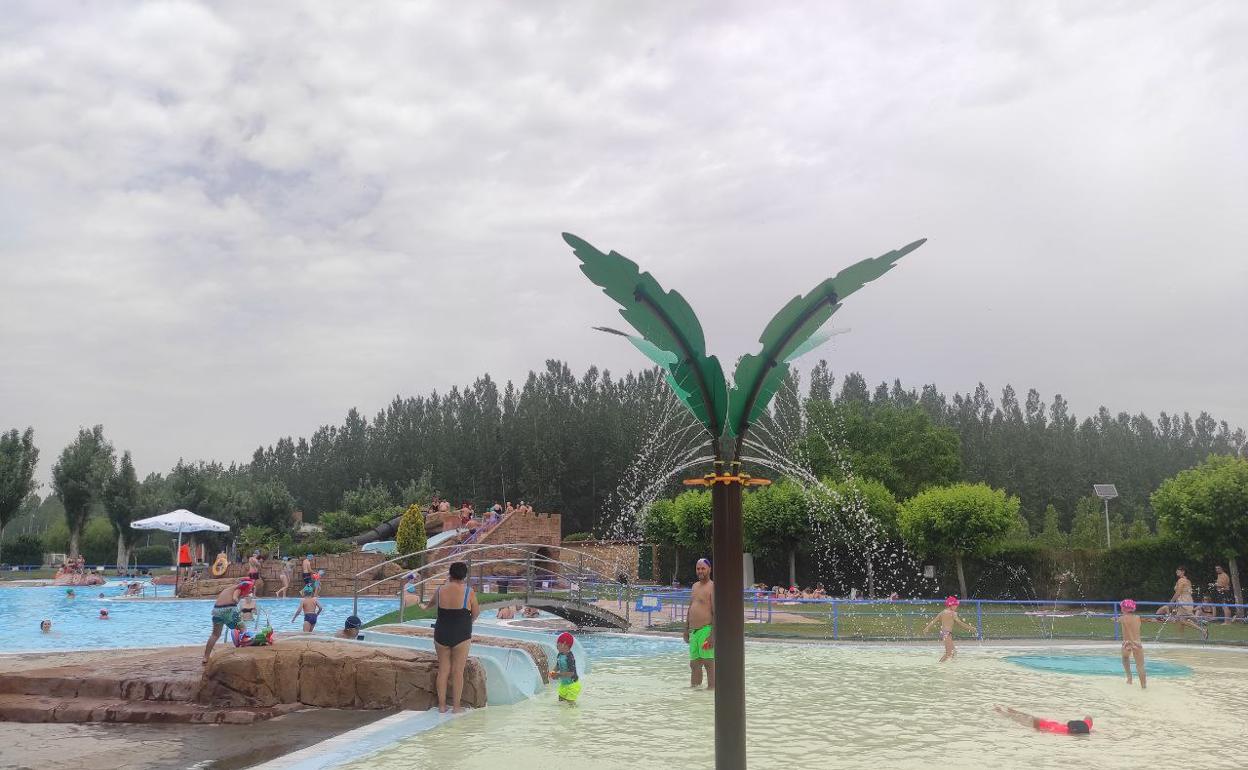 Complejo acuatico de Valencia de Don Juan. 