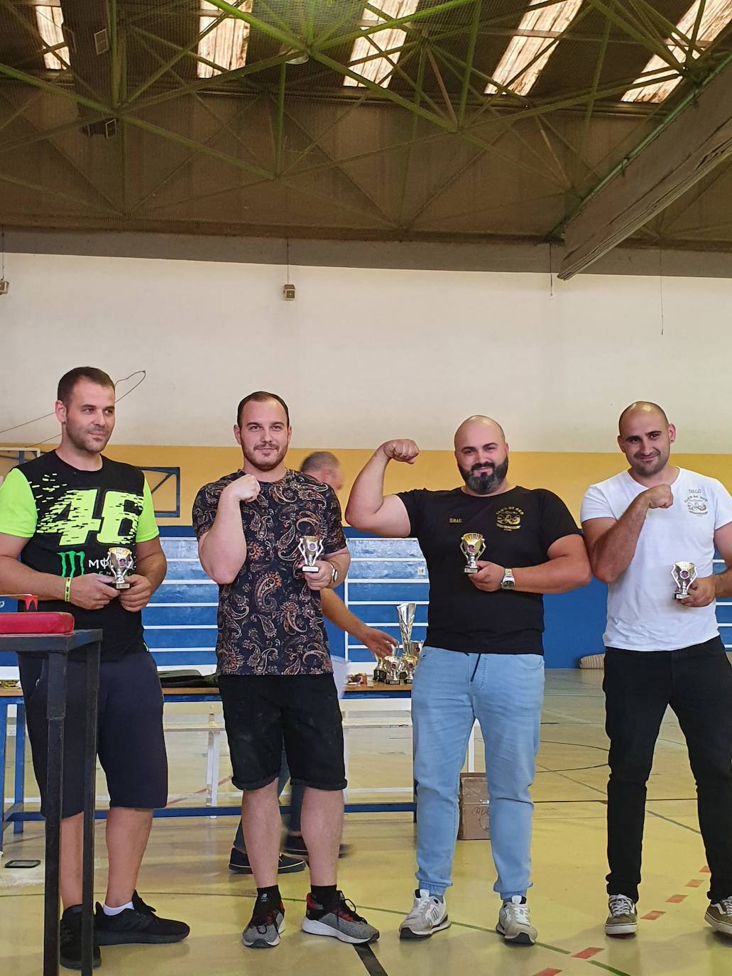 Fotos: Competición de pulsos en León