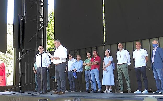 Imagen principal - Pregón de las fiestas por Eduardo Morán.