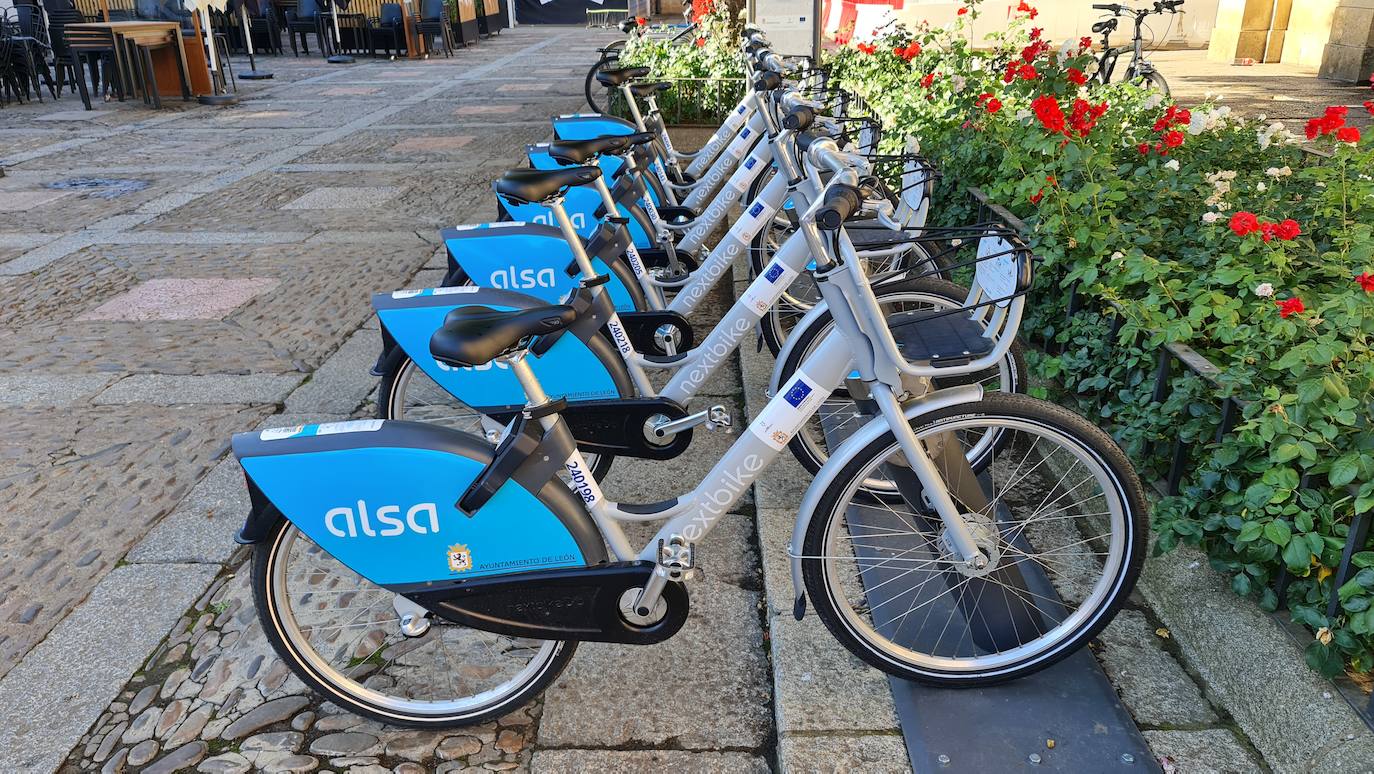 Casi 10.000 usuarios han apostado por el servicio de préstamo de bicicletas en los dos primeros meses de funcionamiento