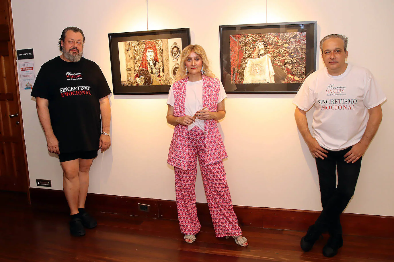 Galería. Los artistas, Carlos Luxor, Carmen Coque y Fran de Gonari, presentan la exposición.
