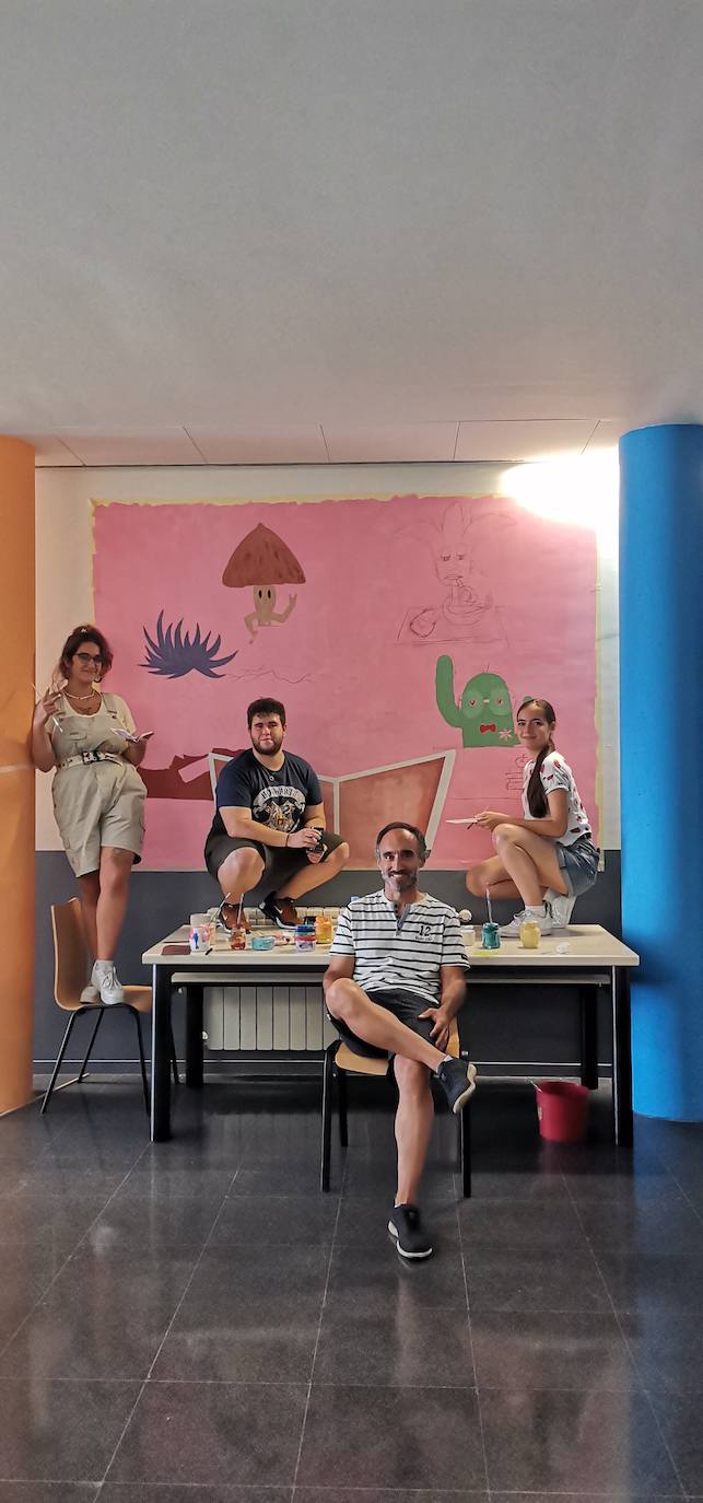 La actividad ha servido como sesión final de BioArt, una iniciativa entre Biología y Arte