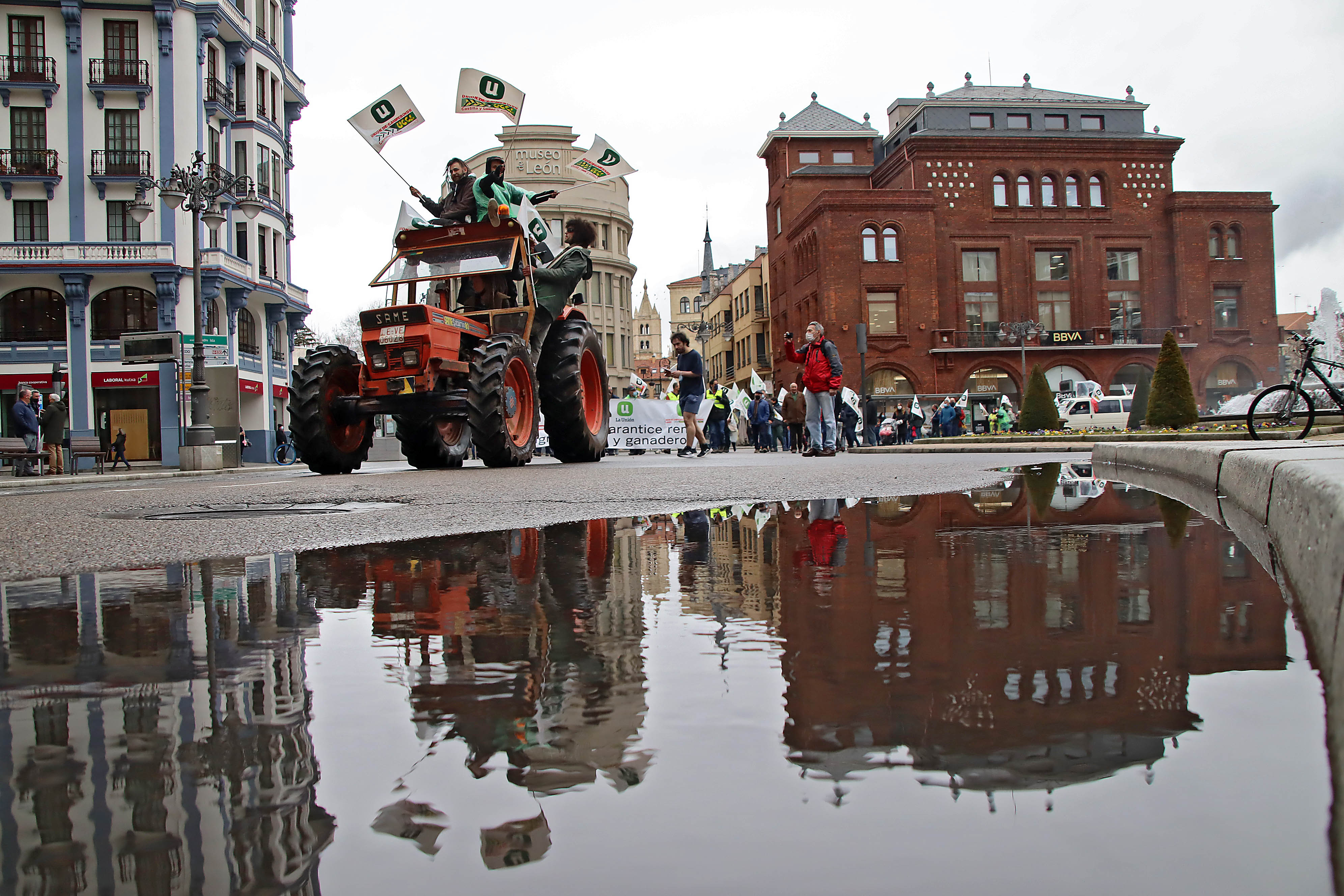 La Unión de Campesinos de León convoca una nueva movilización para reclamar mejoras en el sector. 