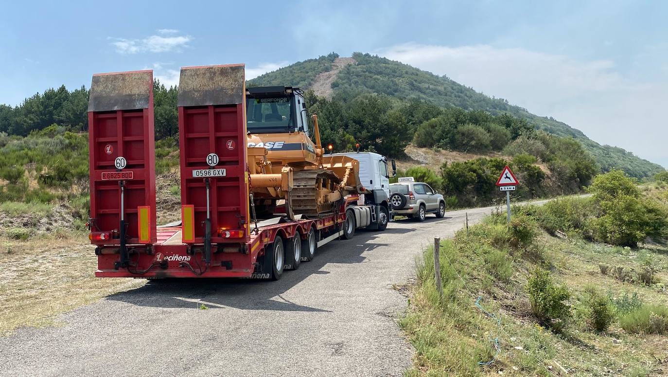 Fotos: Incendio forestal en Montes