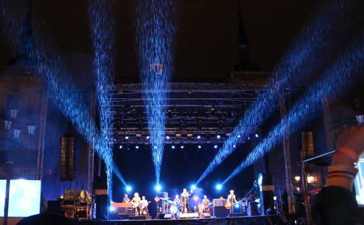 El rock de Loquillo y el grupo 'Los Zigarros' sonará este sábado en el festival 'Música en la Montaña' en Riaño