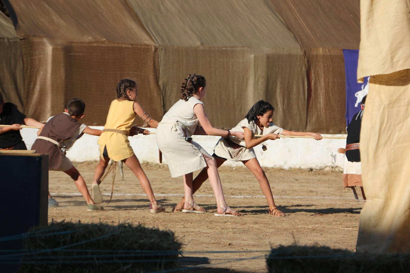 Lucha entre Astures y Romanos en el Anfiteatro de Asturica Augusta. 