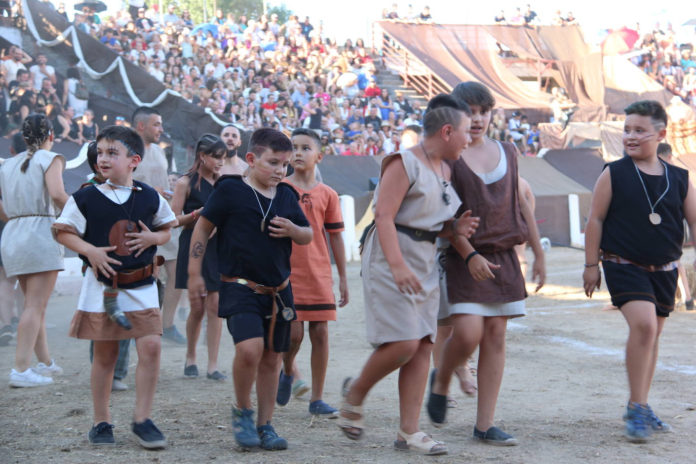 Lucha entre Astures y Romanos en el Anfiteatro de Asturica Augusta. 