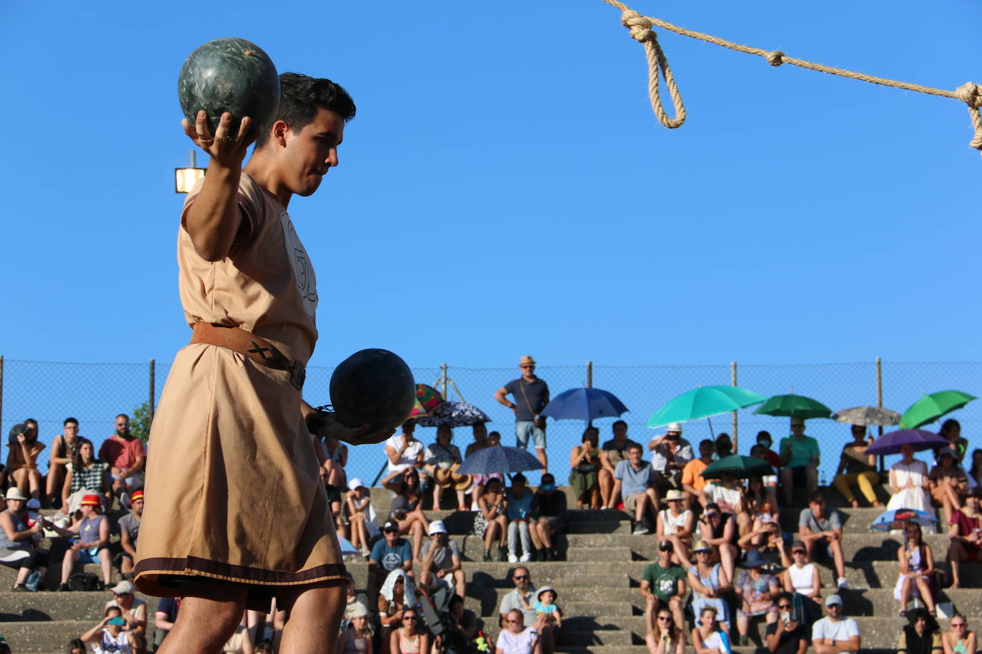 Lucha entre Astures y Romanos en el Anfiteatro de Asturica Augusta. 