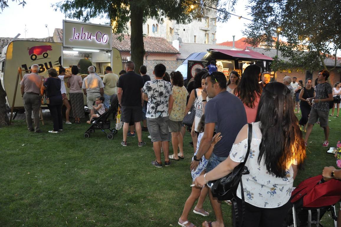 Fotos: Vuelven las food trucks a Valencia de Don Juan