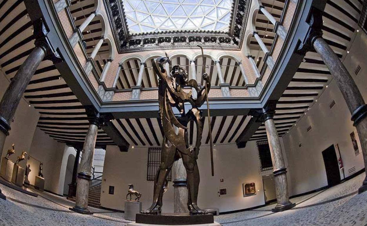 El museo Gargallo, con 'El profeta' un relevante obra del escultor.