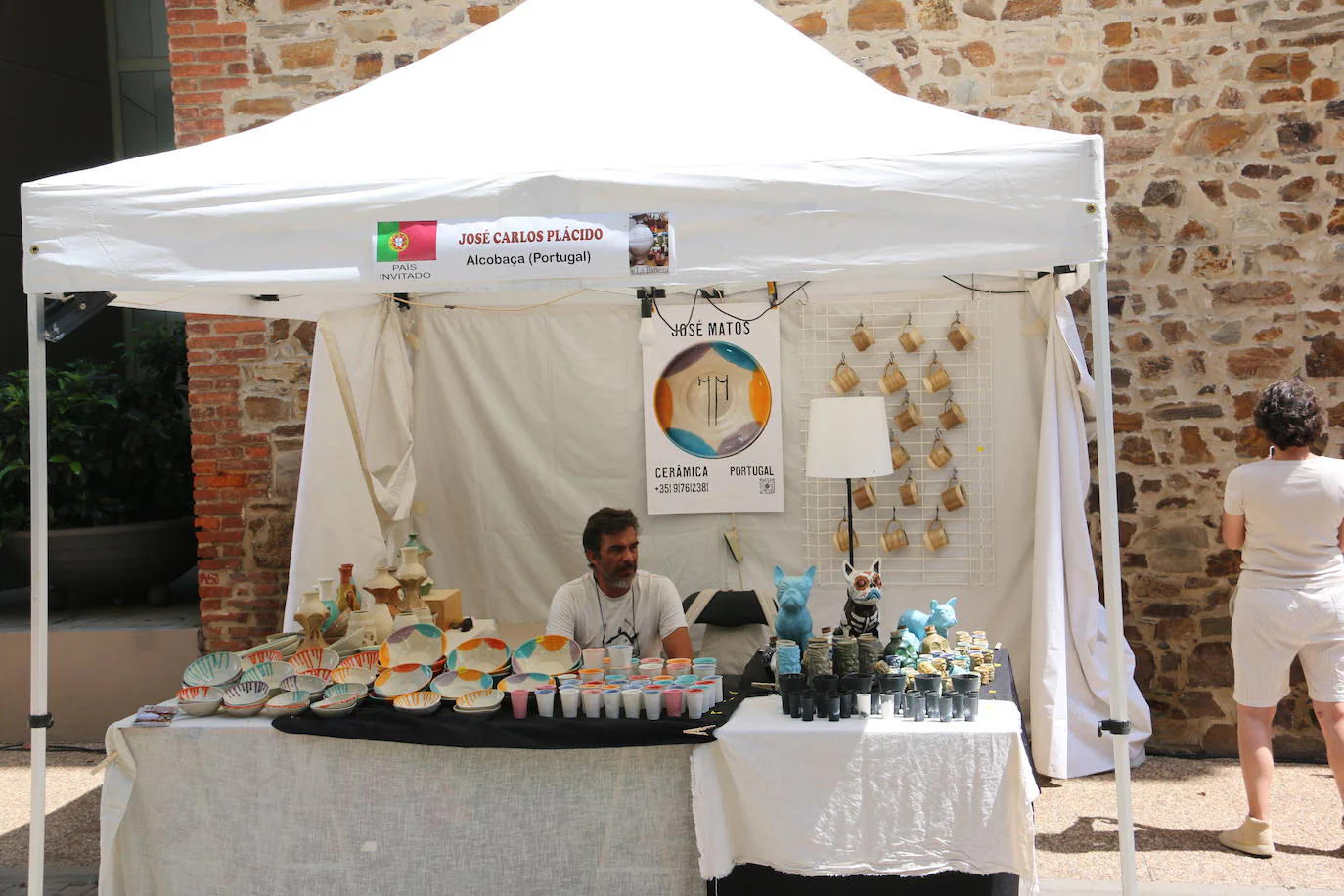 Imágenes de la XXXVI Feria Internacional de la Cerámica y la Alfarería de La Bañeza.