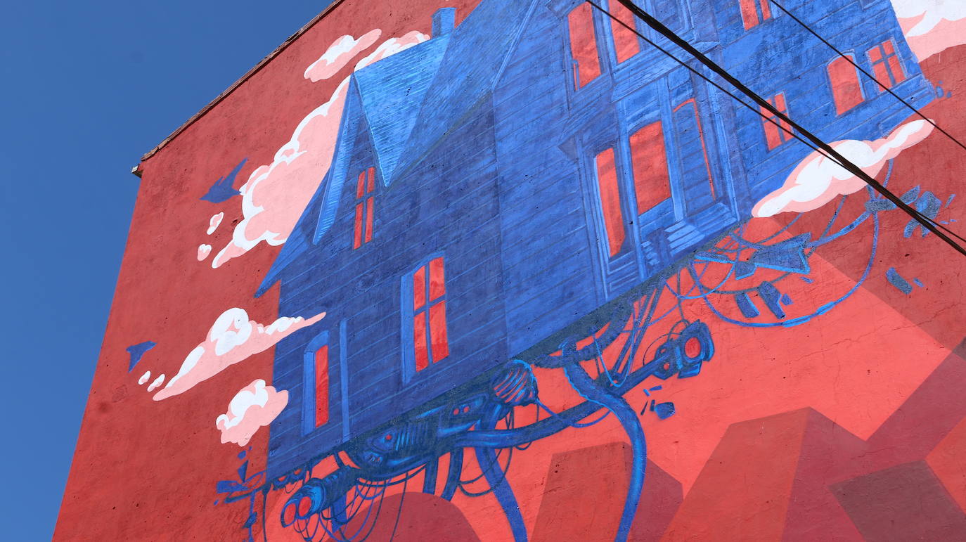 La localidad leonesa tiene más de 300 grafitis, la que más per cápita de España