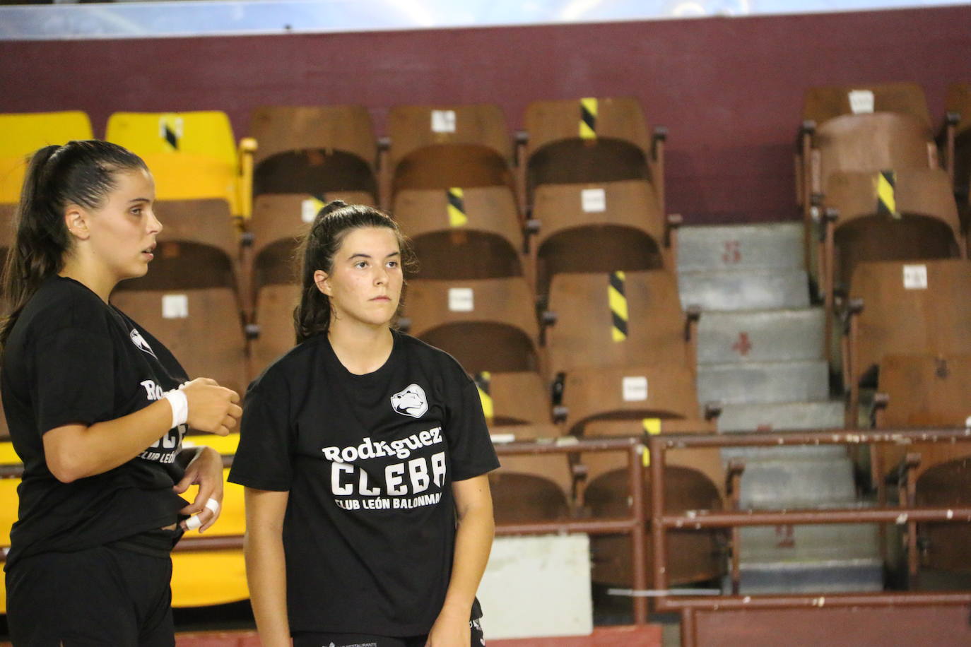 Las jugadoras del Cleba efectúan su primer entrenamiento de la temporada 2022/2023