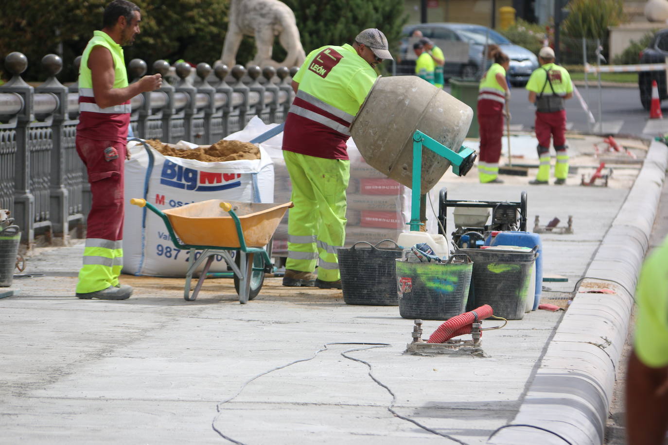 Fotos: Obras en el Puente de los Leones