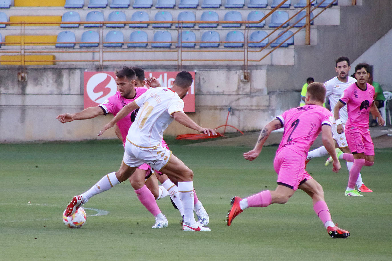 Semifinal de la Copa RFEF en el Reino de León. 