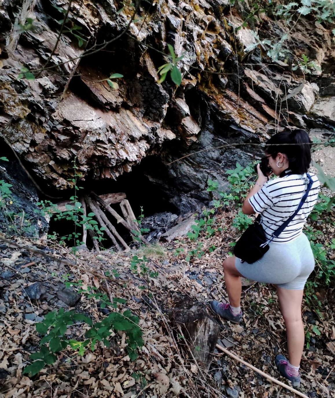 El proyecto de Valeria Rodríguez para poner en valor los vestigios mineros de Igüeña.