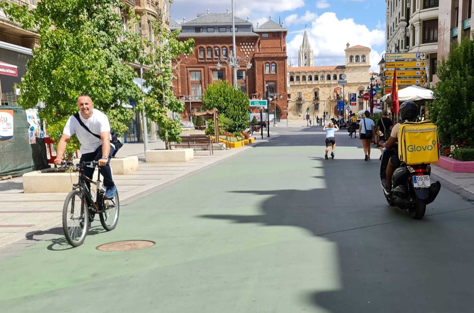 Siete calles del centro de León ya tienen adjudicada la obra para convertirse en zona de bajas emisiones.