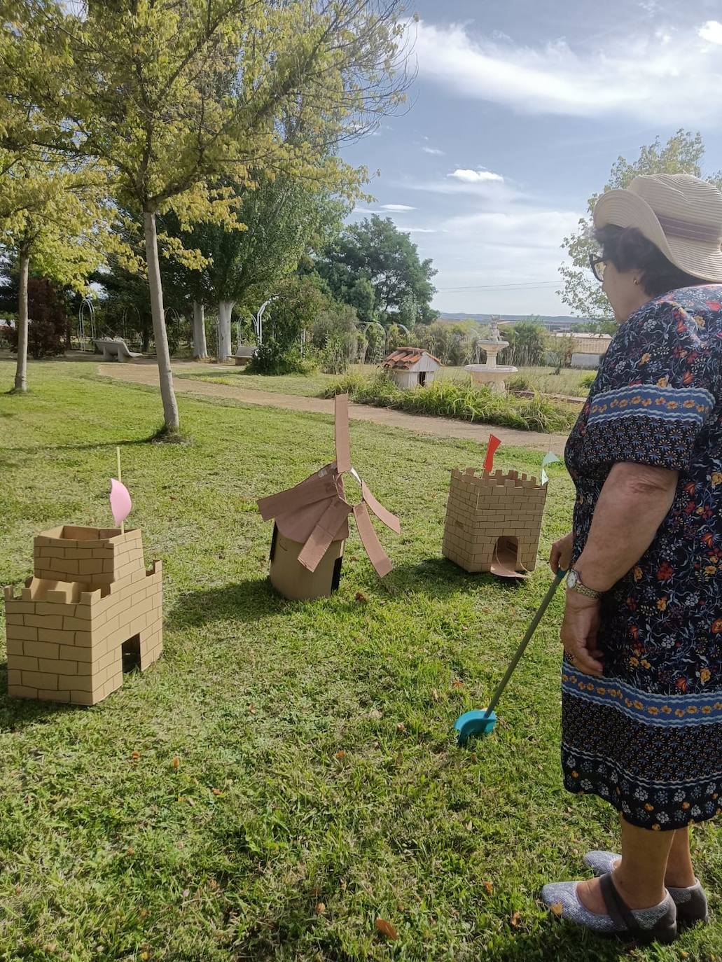 Fútbol, golf y tiro de jabalina han sido las competiciones disputadas en los I Juegos Olímpicos de Verano de Tercera Actividad León, el centro de atención a personas mayores y dependientes que la Fundación Santa María la Real gestiona en Valdelafuente