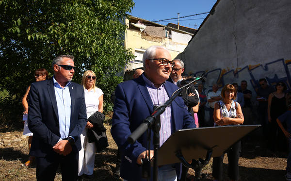 Acto de homenaje a Jerónima Blanco y Fernando Cabo, asesinados en 1936 en Ponferrada.