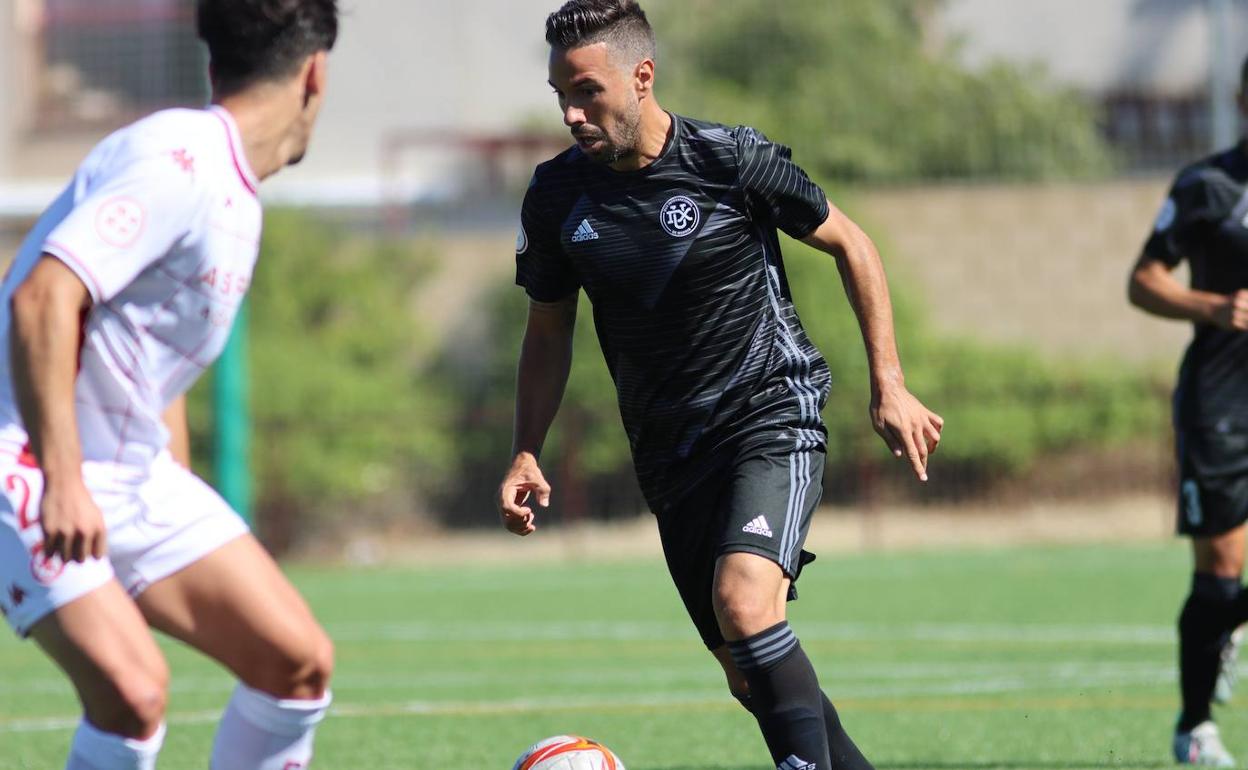 Imagen de un partido del Dux ante la Cultural la pasada temporada.