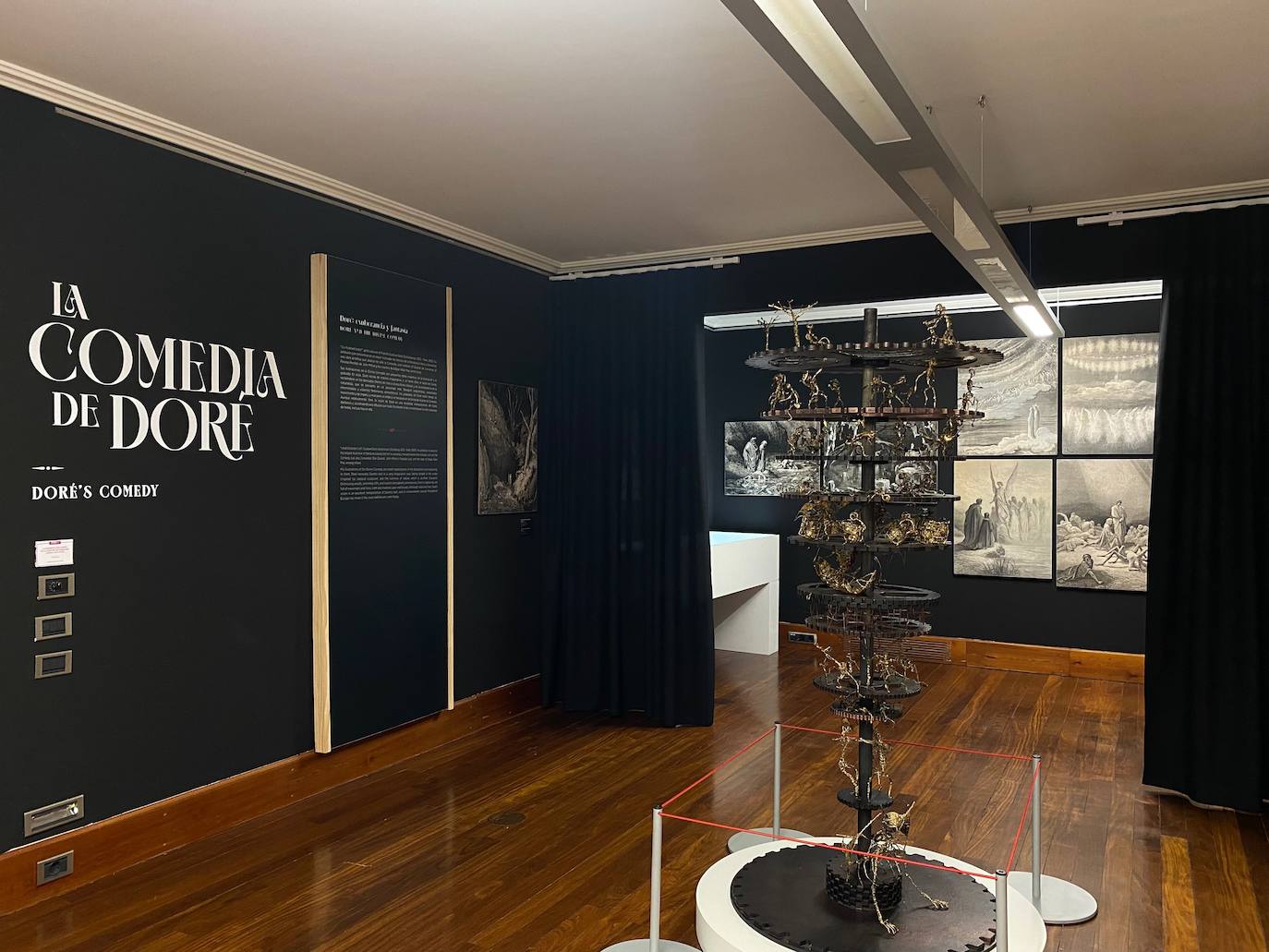 El Presidente de las Cortes, Carlos Pollán participa en la inauguración de la exposición 'La Divina Comedia en el Arte'