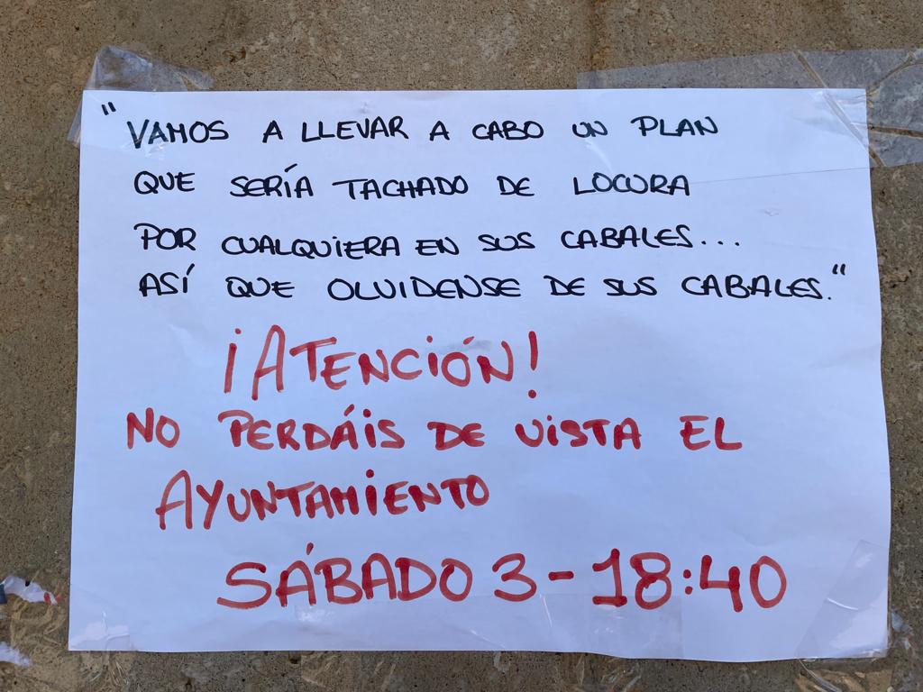 La localidad celebra unas fiestas a la vieja usanza con al vuelta a la normalidad tras la pandemia y recupera sus desfiles de disfraces donde la música y la diversión han marcado la jornada | El MatadeonFest se ha convertido en otra cita ineludible para los amantes de la música el primer fin de semana de septiembre.