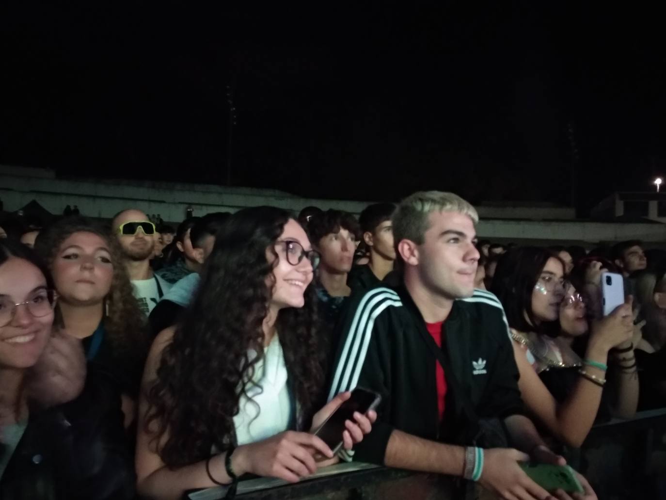 John Pollõn and Friends protagonizaron el tercer concierto de las Noches de la Encina en el Auditorio Municipal de Ponferrada.