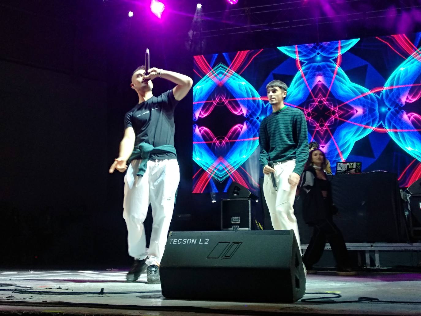 John Pollõn and Friends protagonizaron el tercer concierto de las Noches de la Encina en el Auditorio Municipal de Ponferrada.