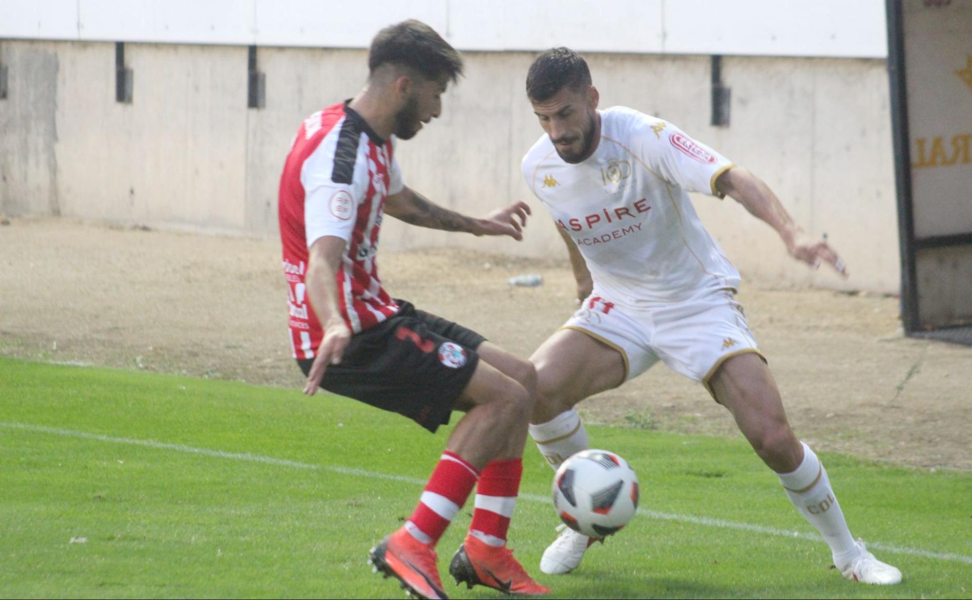 Néstor, en la imagen, fue uno de los más destacados en ataque de la Cultural.