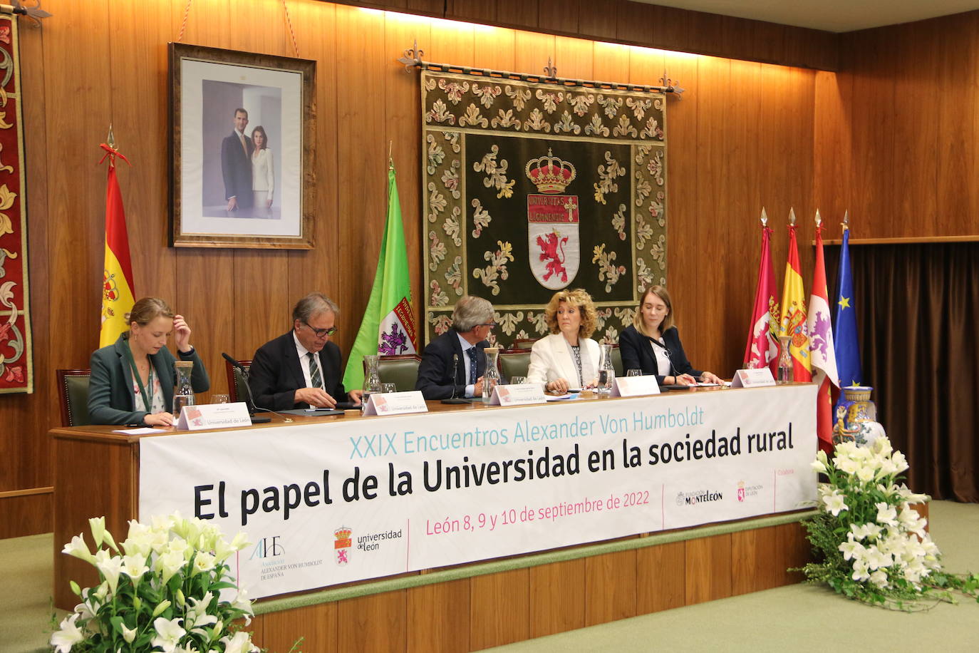 Joan Subirats abordó la importancia de la Universidad en el medio rural en su ponencia en la Universidad de León