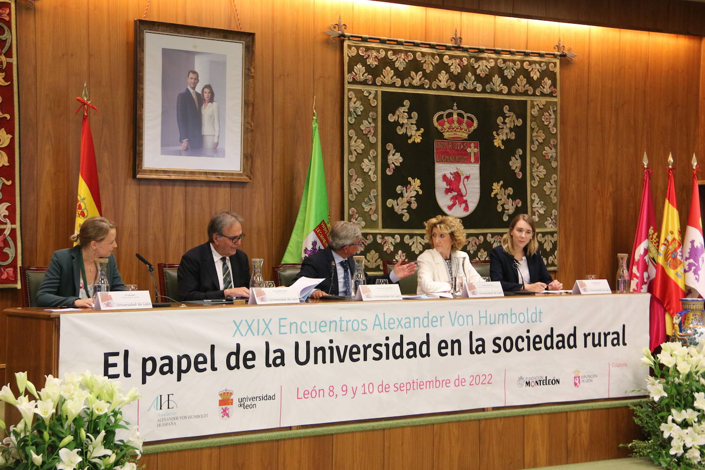 Joan Subirats abordó la importancia de la Universidad en el medio rural en su ponencia en la Universidad de León